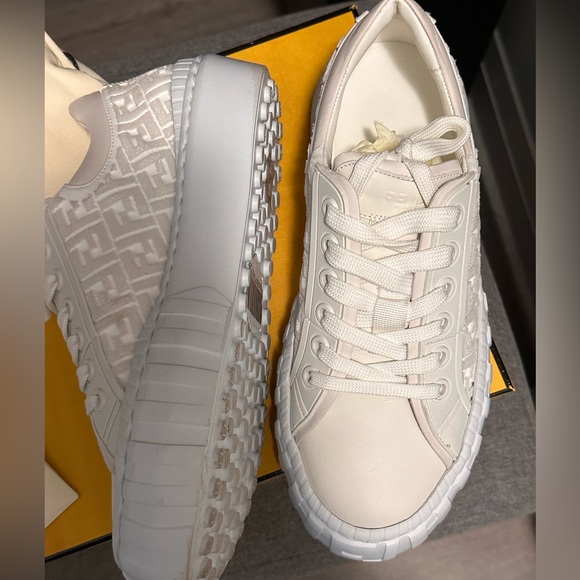 Fendi Embroidered Sneakers White 37 - Picture 5 of 5